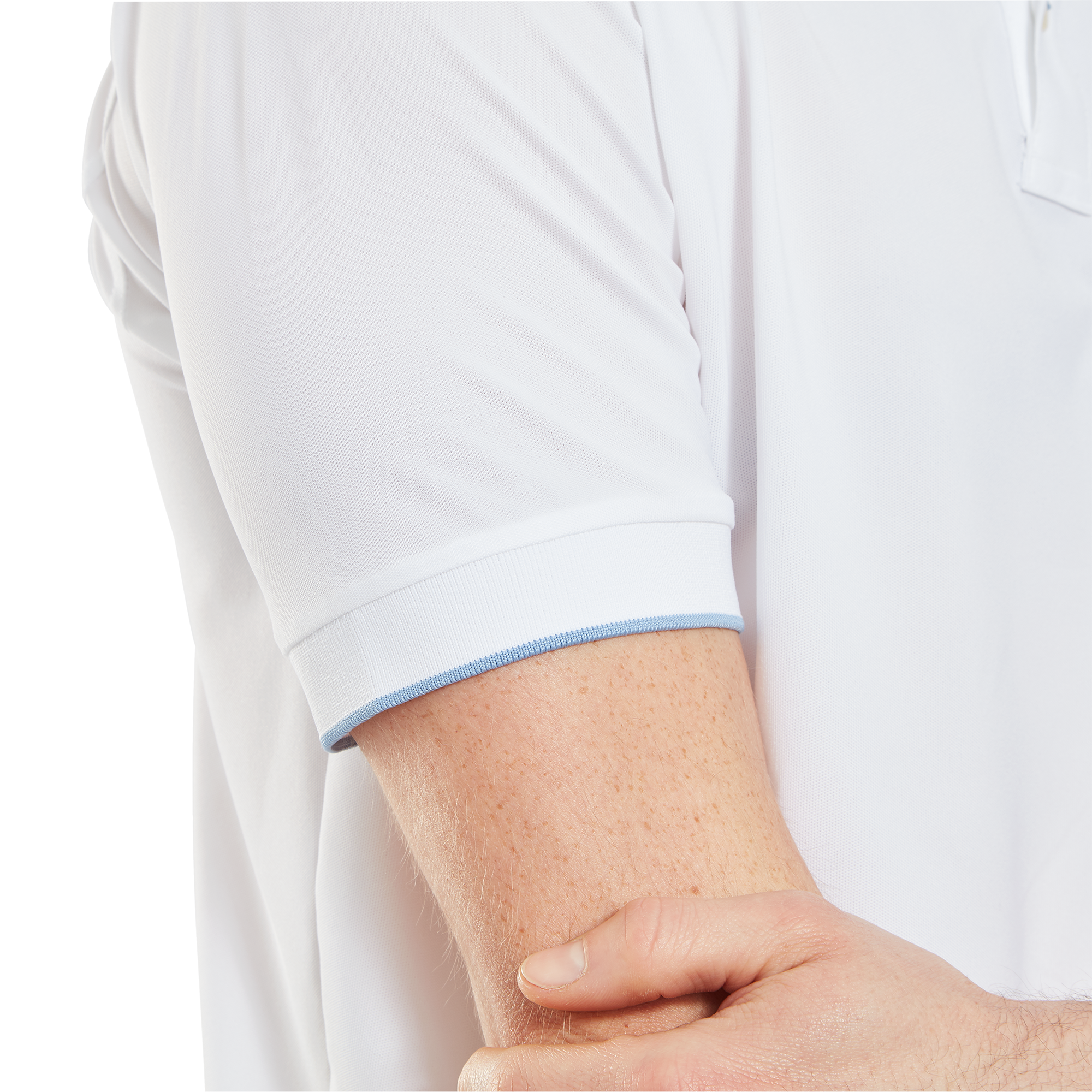 Polo piqu&eacute; uni avec rayure sur le col