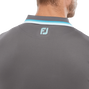 Polo uni avec d&eacute;tails sur le col et les manches