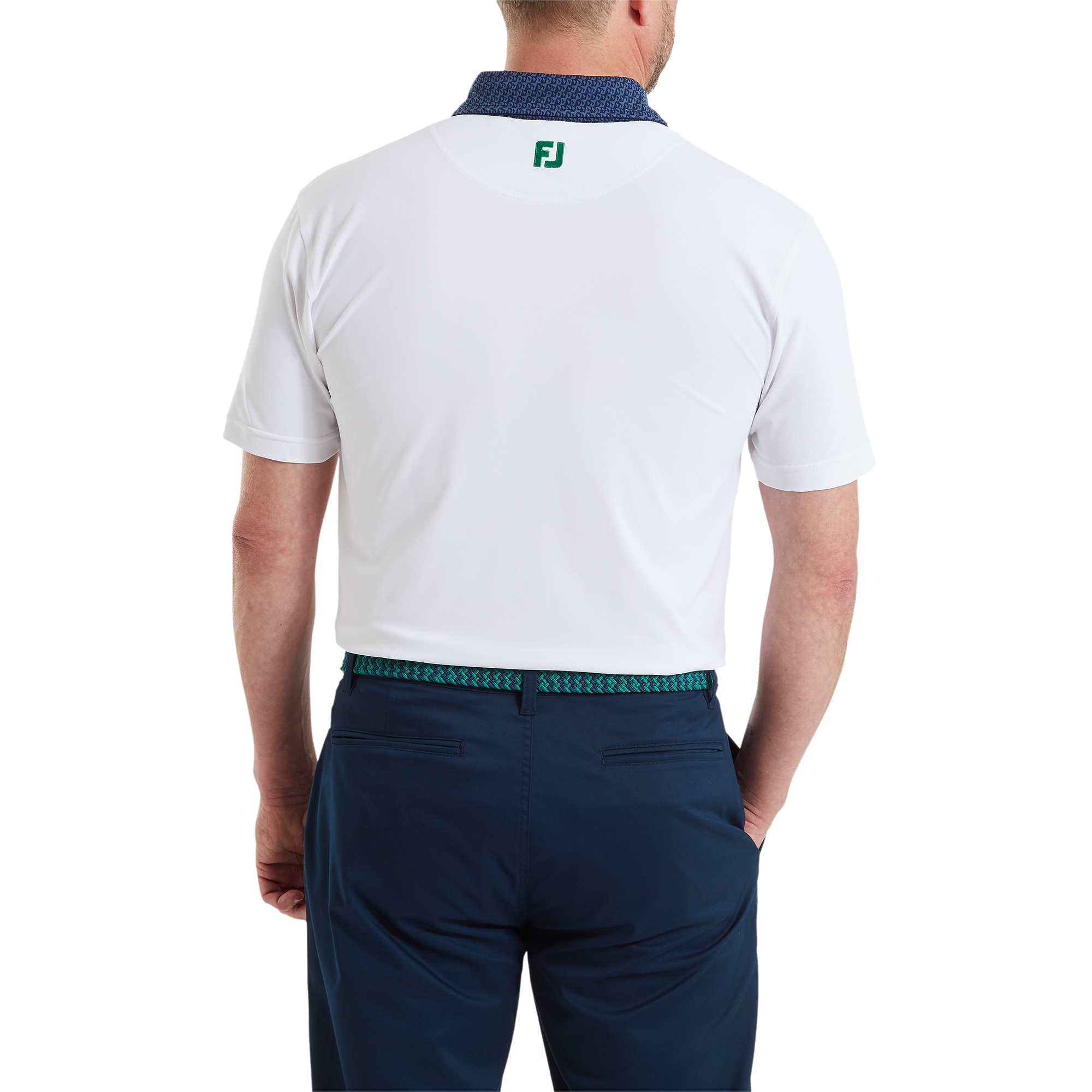 Polo piqu&eacute; aux d&eacute;tails g&eacute;om&eacute;triques