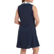 Robe avec encolure fleurie