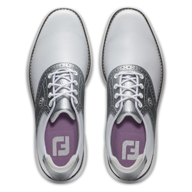 Chaussures de golf : avec ou sans crampon ? –