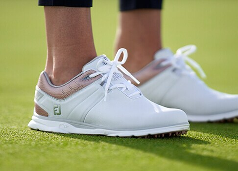 Chaussures De Golf FootJoy Performa – Femme 5.5 – Or, Neuves